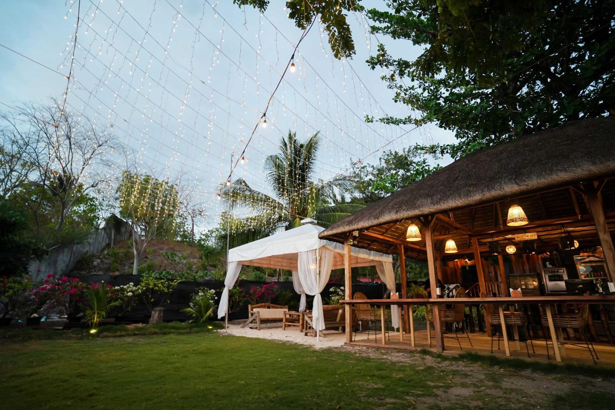 Marika Resort Badian Exteriér fotografie